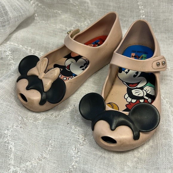 Mini Melissa Mikey and Minnie mouse cute peep toe sandals - Picture 2 of 10